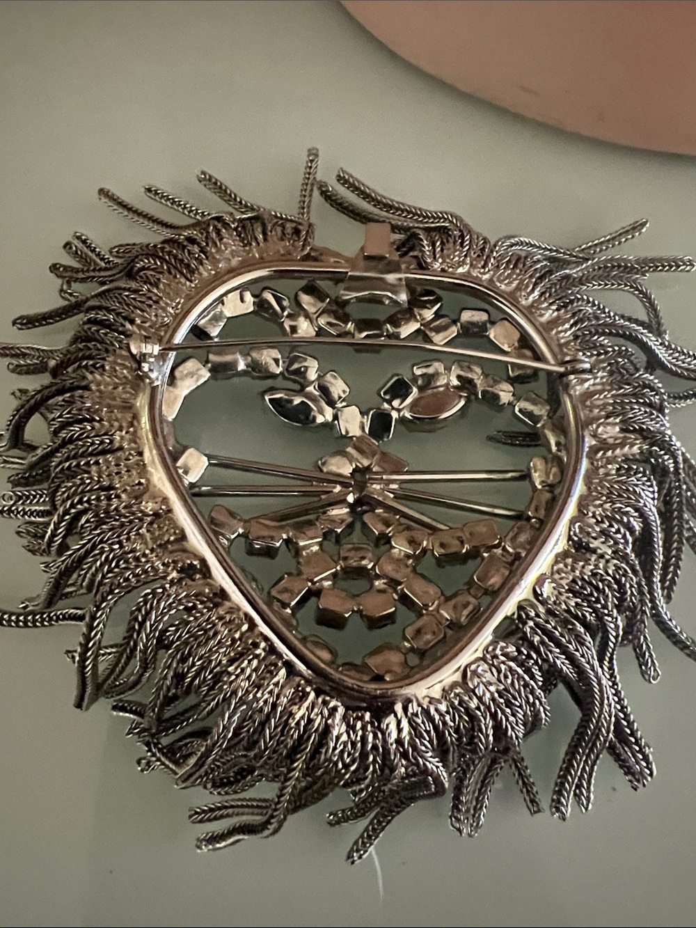 Vintage Silver Large Lion Head Brooch/pendant with foxtail fringe accents - Picture 5 of 9